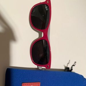 Wayfarer Junior Ray-Ban Sunglasses